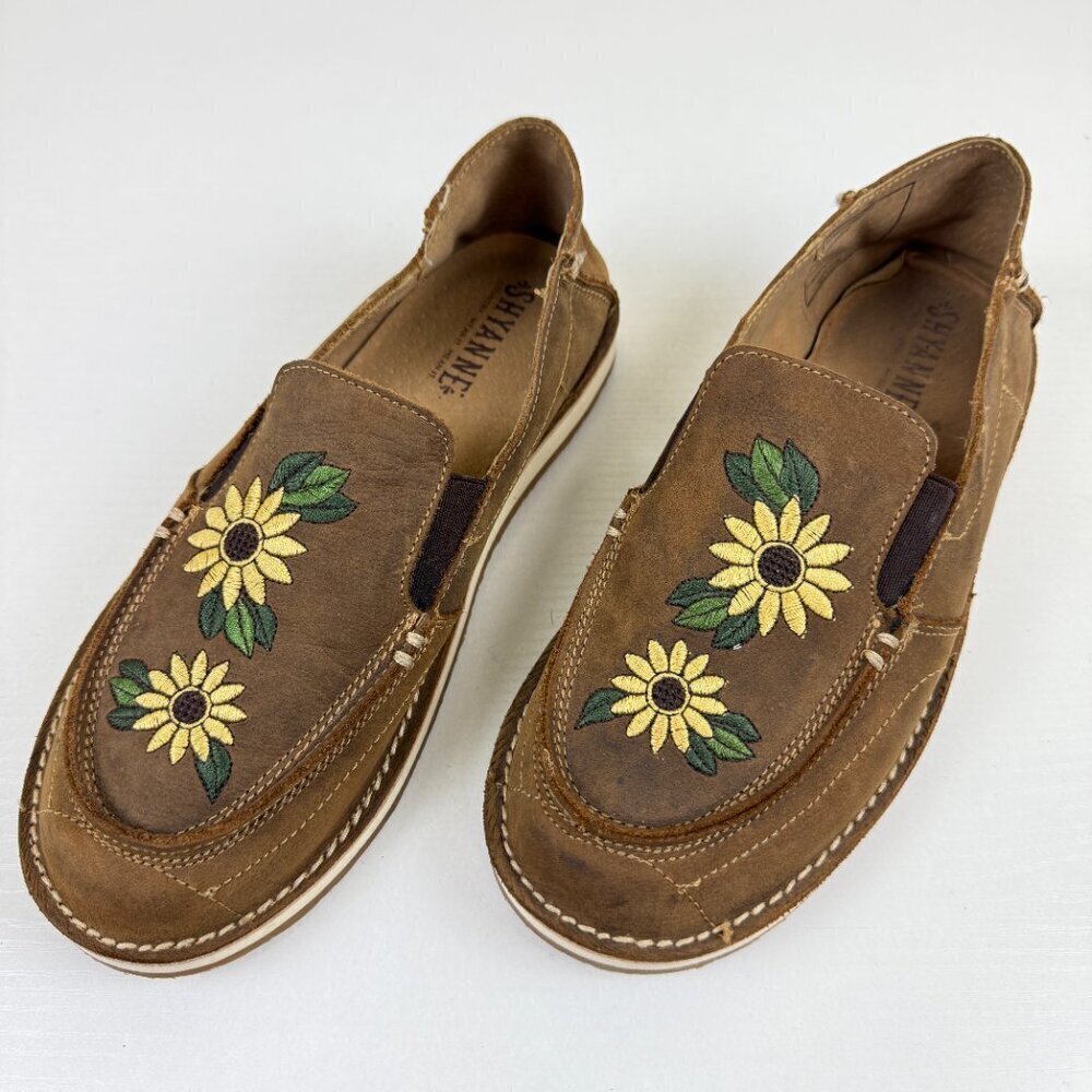 EUC Shyanne Sunflower Embroidered Tan Nubuck Leather Moc Toe Slip On Loafers